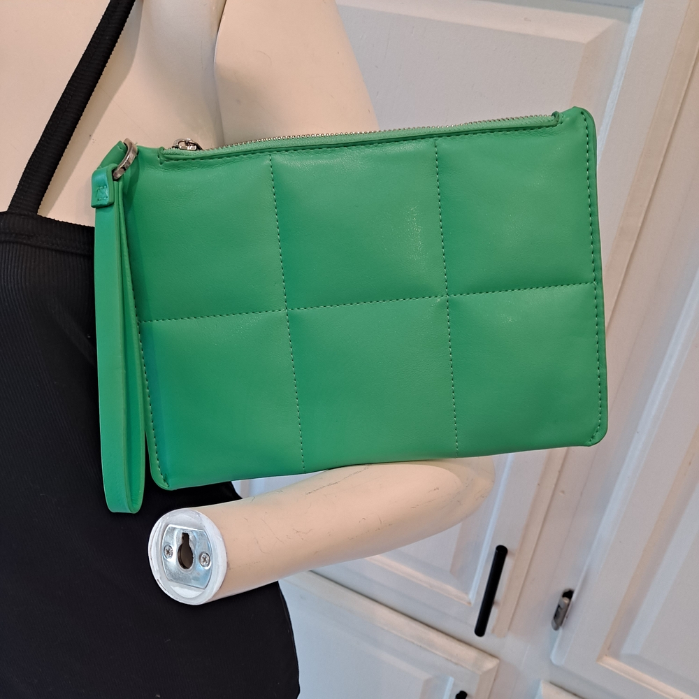 A New Day Vibrant Green Wristlet Clutch